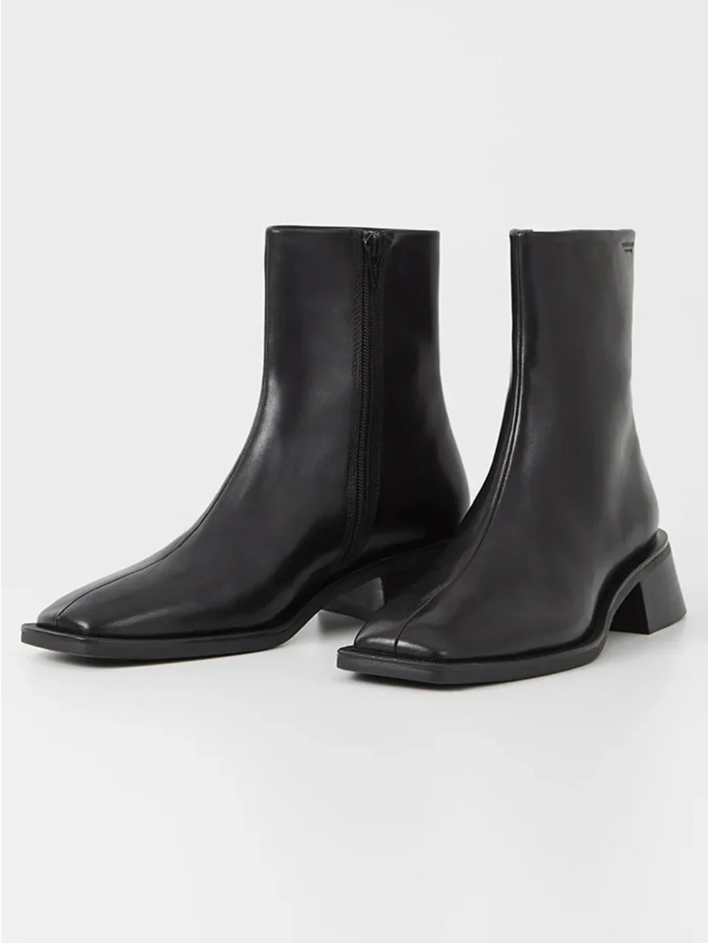 Vagabond Shoemakers Blanca Chelsea Leather Women’s Boots